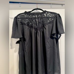 Torrid Brand; Black, Short Sleeve, Flowy, Lace, Flutter Sleeve Top, NWT